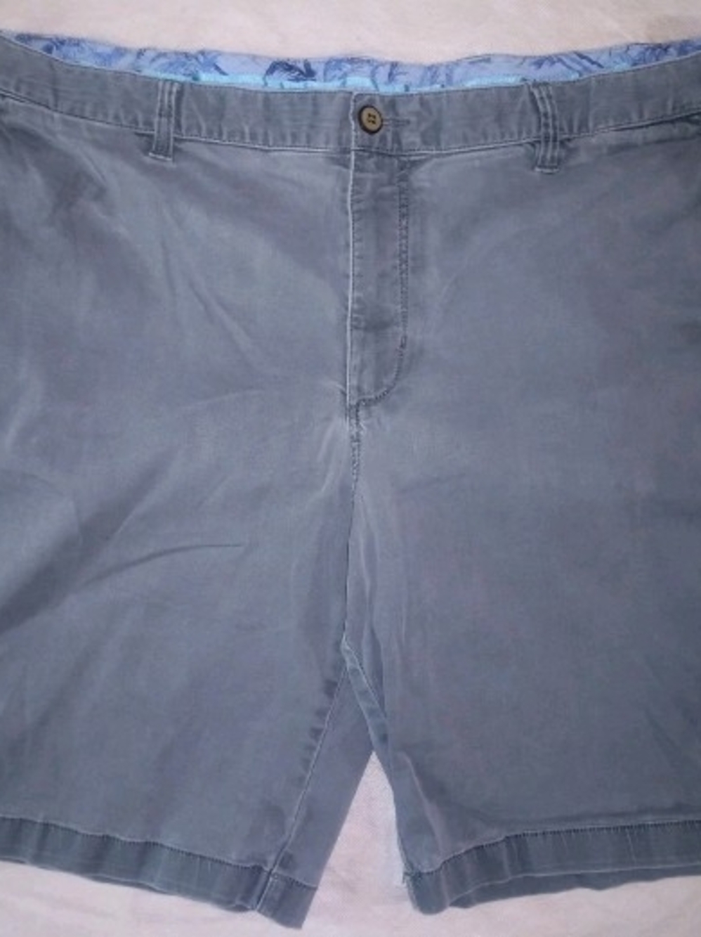Tommy Bahama Mens 10" Navy Blue Shorts  Size 42
